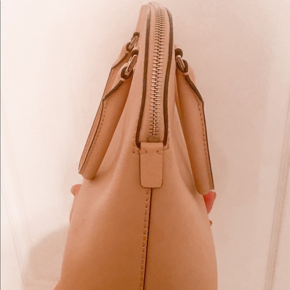 Michael Kors baby pink purse - Picture 2 of 6